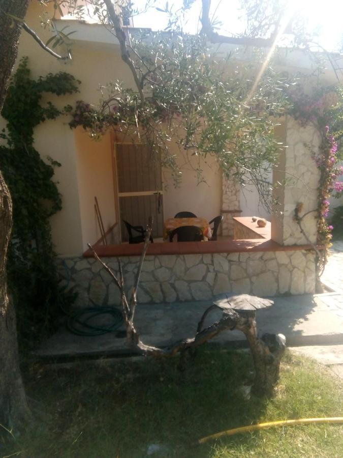 Villa Oleandro Ciccino فيستَ المظهر الخارجي الصورة